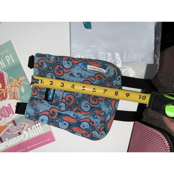 Kavu Keeper Crossbody Bag Pocket Preppy Hipster Canvas Travel Hiking Blue Red - Picture 6 of 7